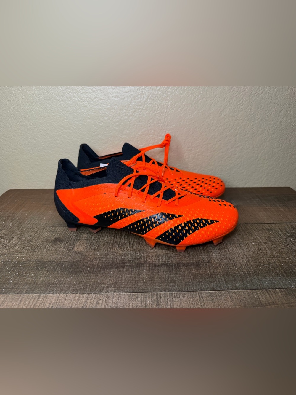 Adidas Predator Accuracy.1 FG “Heatspawn Pack”
- Size 8 Men / 9 Women.